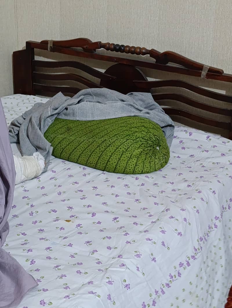 single bed 1