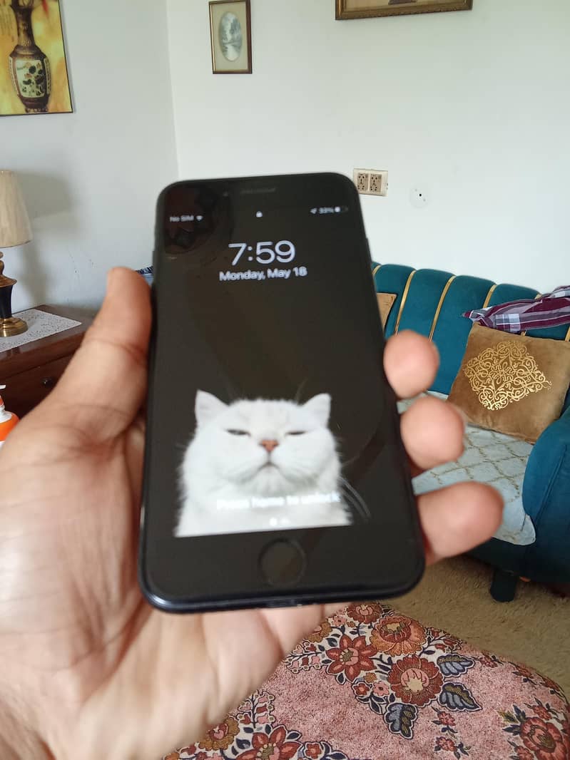 IPHONE 7 2