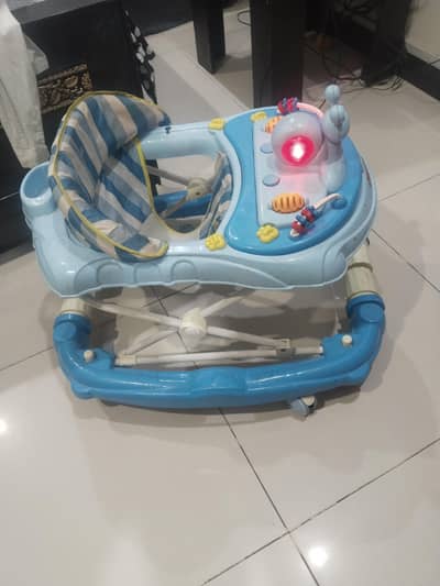 baby walker 2in rocking chair available