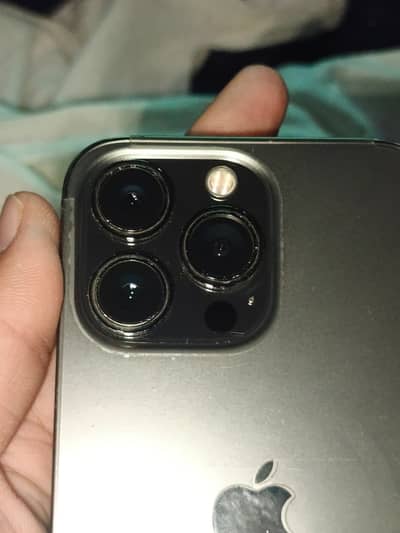 IPHONE 13PRO.     80%BATTERY.      JV.      WTSP.  03013924709