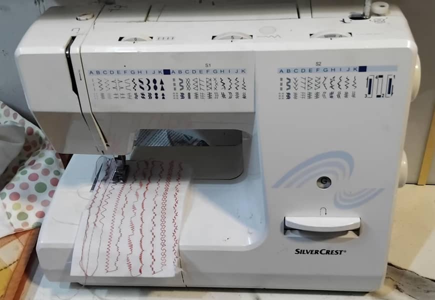 Sewing machine 0