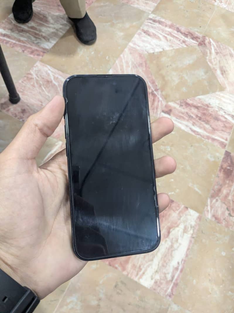 iPhone 15 2