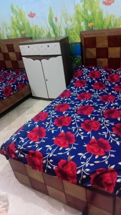 2 single beds with mattres size 3.6x6.6