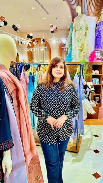 need staff for boutique male/ female