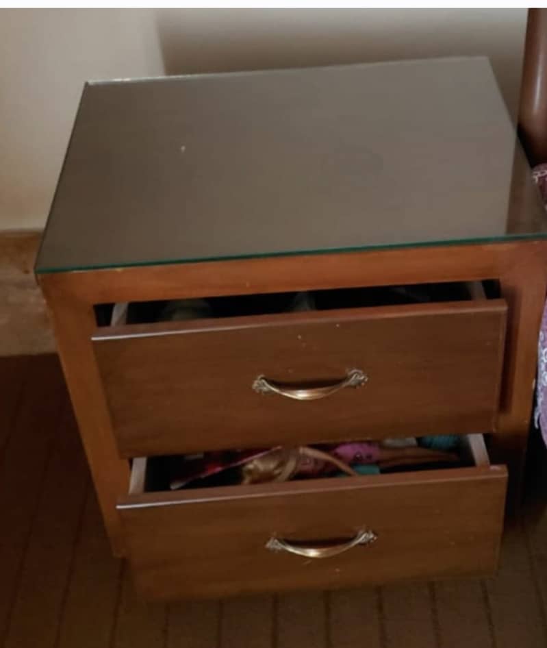 Side table 1
