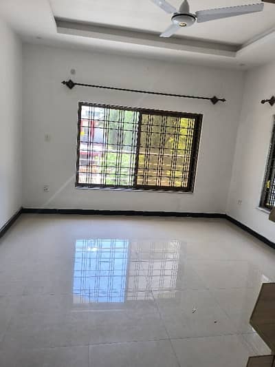 Beautiful Upper Portion Available For Rent In G-9