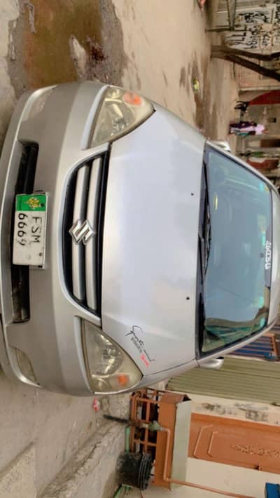 Suzuki liana car