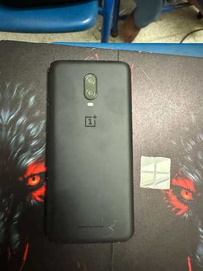 one plus 6t 8/128 4000 mAh battery  good condition m