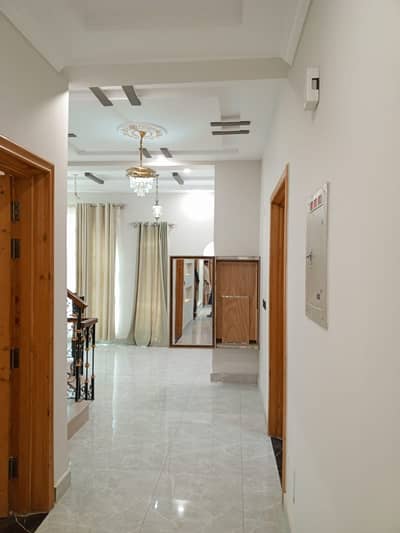Upper Portion Available For Rent In G9