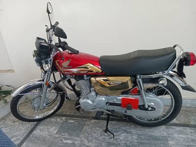 Honda 125 gold Edition