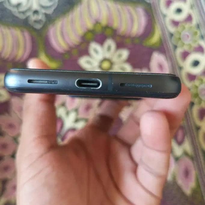 google Pixel 8 2