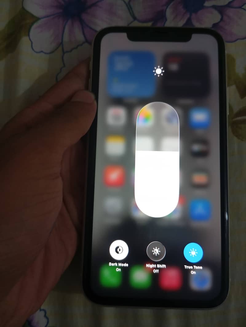 IPHONE 11 1