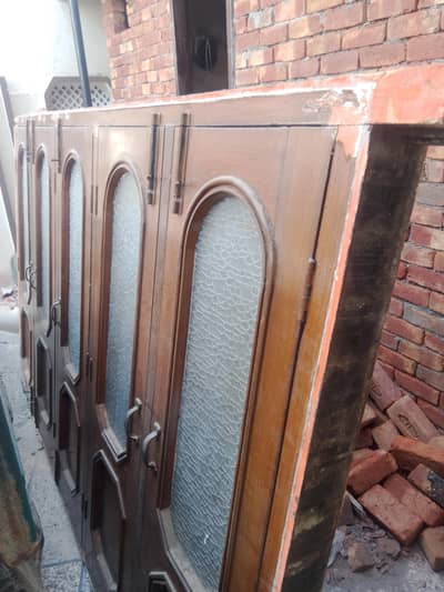 window diyar and iron