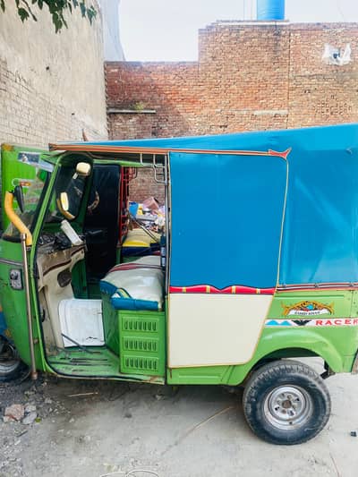 Auto Riksha new Asia urgent sale