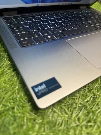 Dell Latitude 7350 Ultra 7 32GB 1 TB Ssd laptop