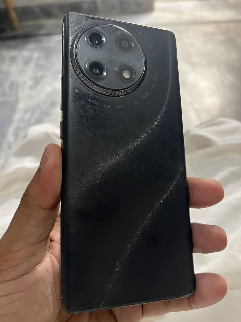 Techno camon 30s 6