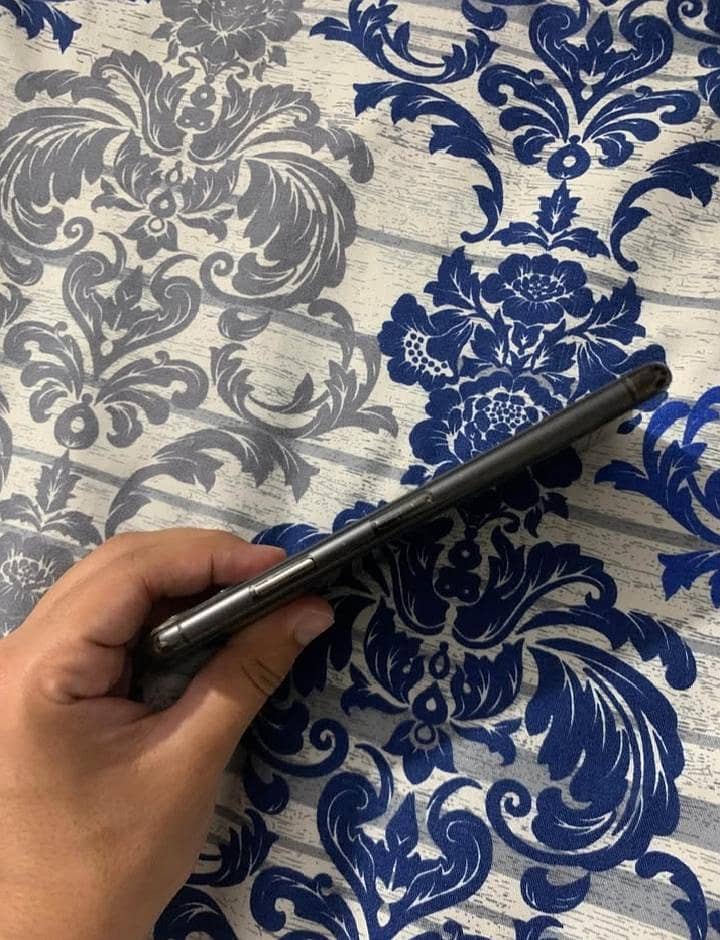 iphone 11pro max 2