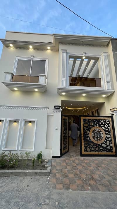 Perfect Prime Location 5 Marla House In Sufiyan Garden For sale