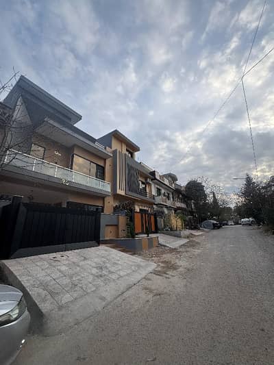 25/40 ( (4MARLA)) Brand New House Available For Sale In G13 Rent Value 1.50