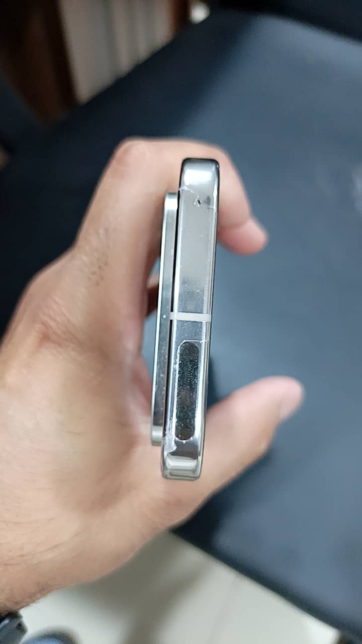Google Pixel 9 Pro 2