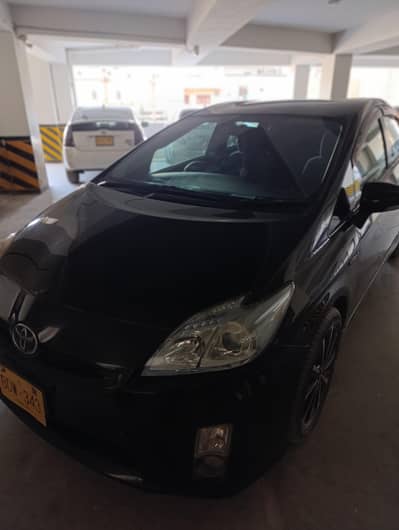Toyota Prius 2011 (S LED Edition 1.8)