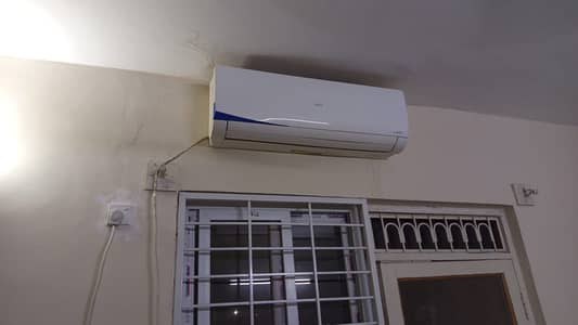 AC for Sale – Good Condition | Thrift Price