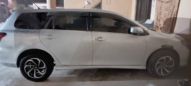 Toyota Fielder 2007