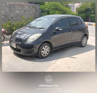 Vitz 2008/2012 Pearl Black color