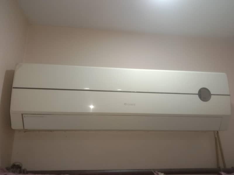split AC 1
