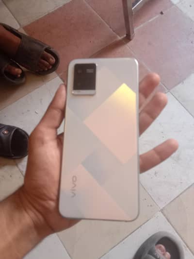 vivo y21