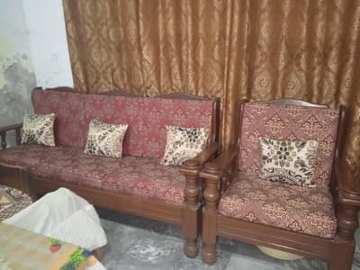 sofa used in good condition