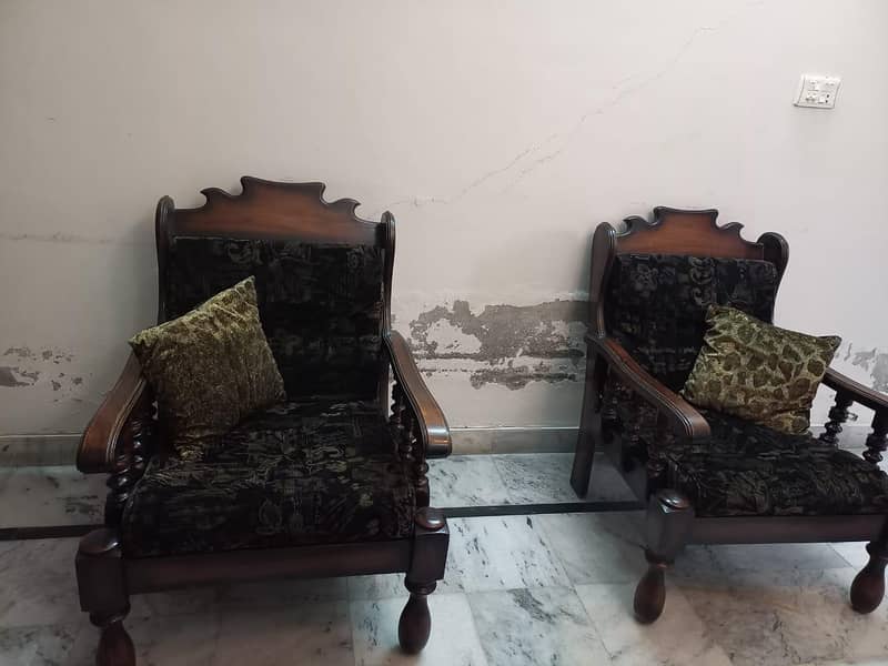 5 seater solid sofa set 1
