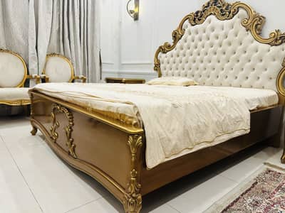 Classical and antique bed set for sale