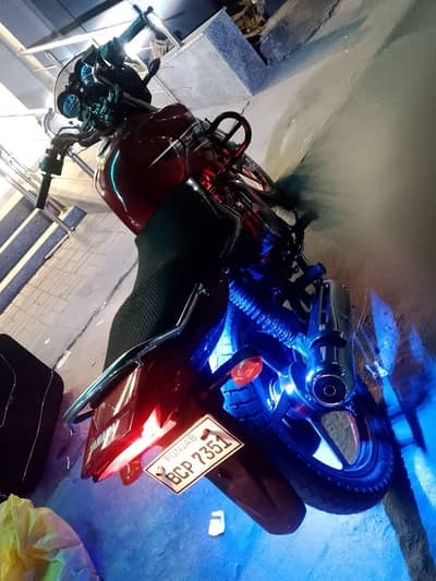 bike 10%10 condition ma hai koi kam ni hony wala bike loc bilkul fresh