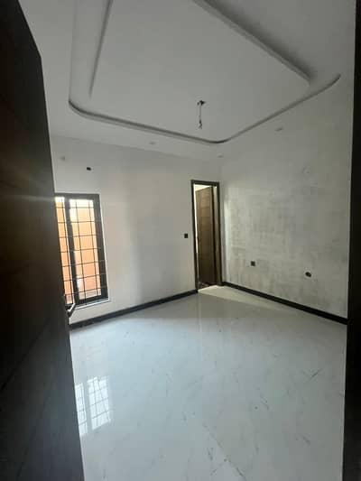10 Marla Lower Portion Available In Nashman Iqbal Phase2