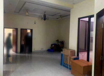 1 Kanal Lower Portion Up For rent In Garden Town