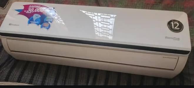 Dawlance 1.5 ton  Dc inverter heat and cool totally genuine