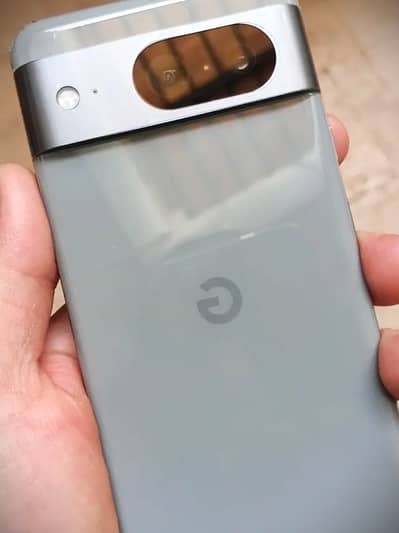 Google Pixel 8