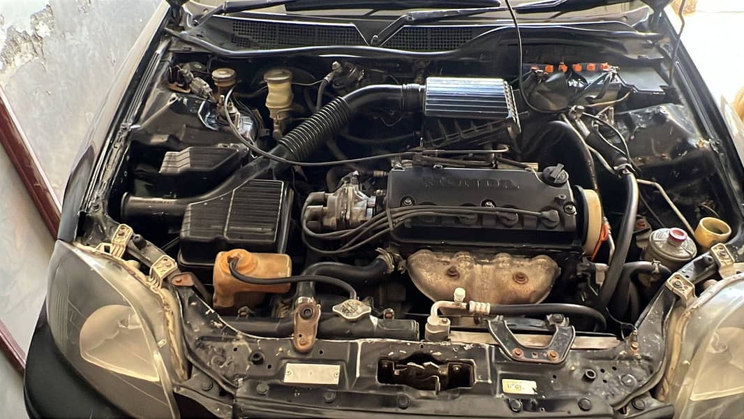 Honda Civic EXI 1996 model with good engine 1