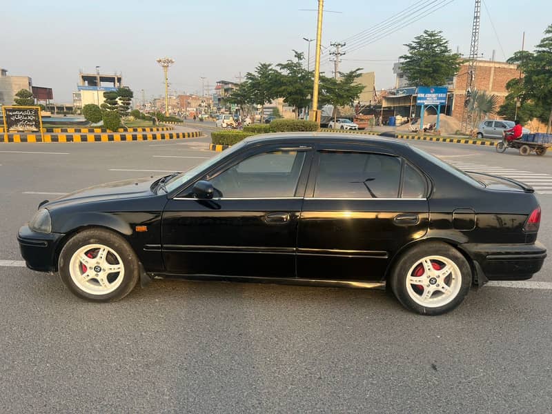 Honda Civic EXI 1996 model with good engine 4