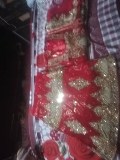 خوبصورت برائیڈل لہنگا سیل کے لیے