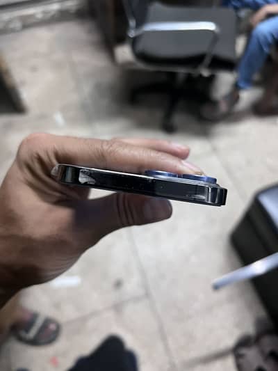 iPhone 13 pro Max 10-10 condition