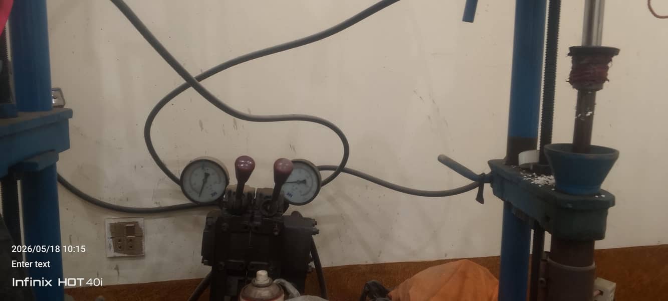 moulding machine 1