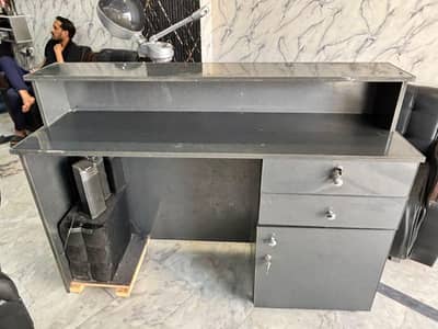 Saloon Reception Counter