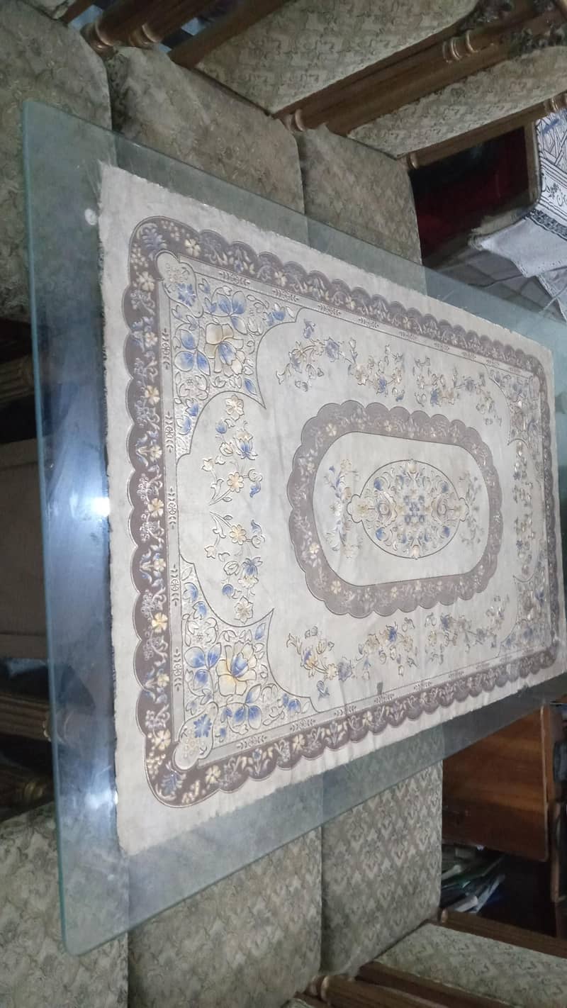 Royal dining table 5