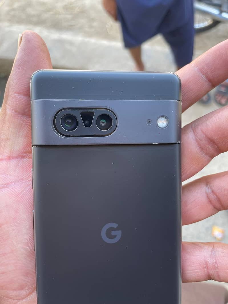 Google pixel 7 4