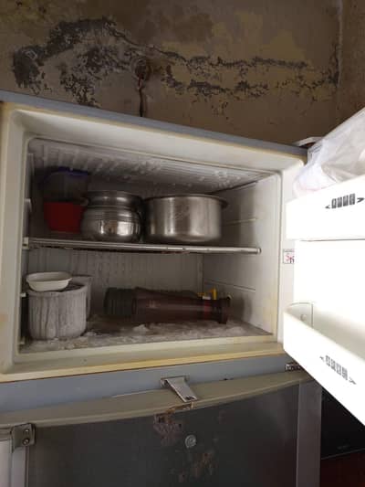 Dawlance fridge