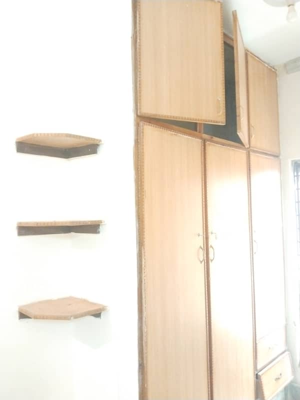 E11 10marla 3bed upper portion 3