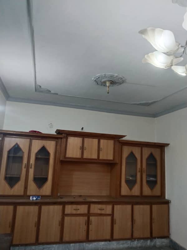 E11 10marla 3bed upper portion 13