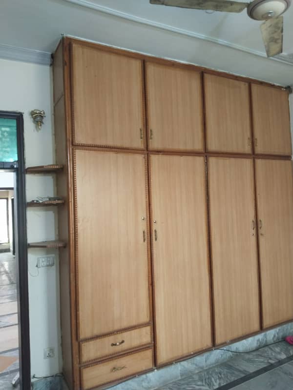 E11 10marla 3bed upper portion 14